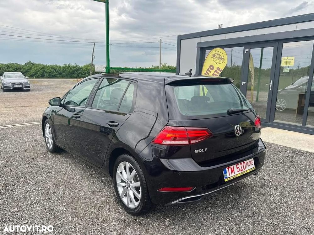 Volkswagen Golf - 4