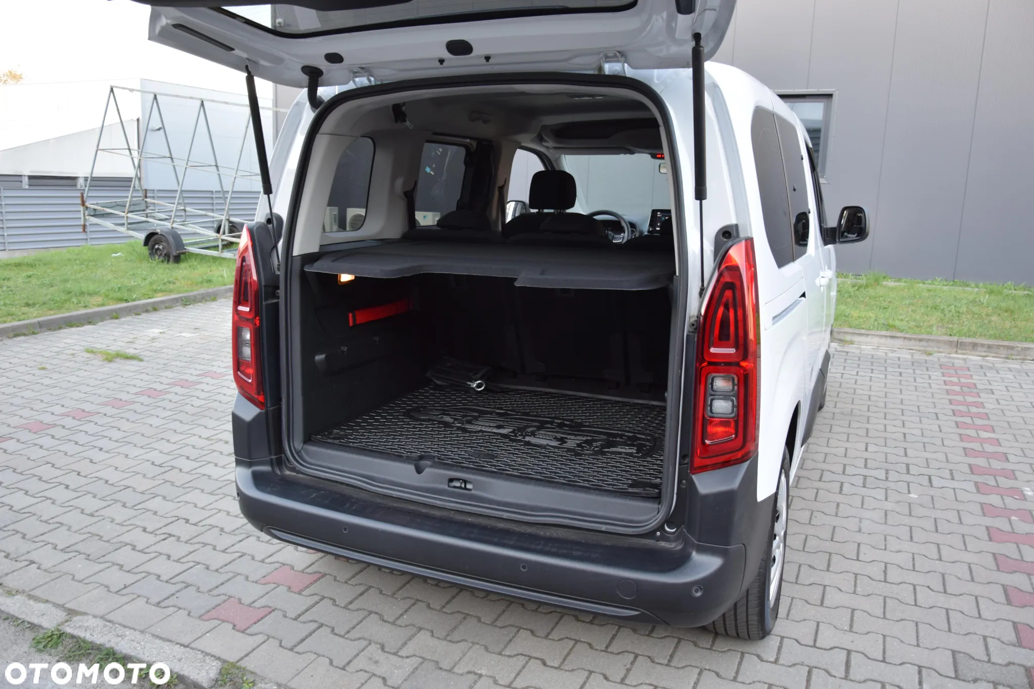 Citroën Berlingo M 1.2 PureTech Live Pack S&S N1 - 27