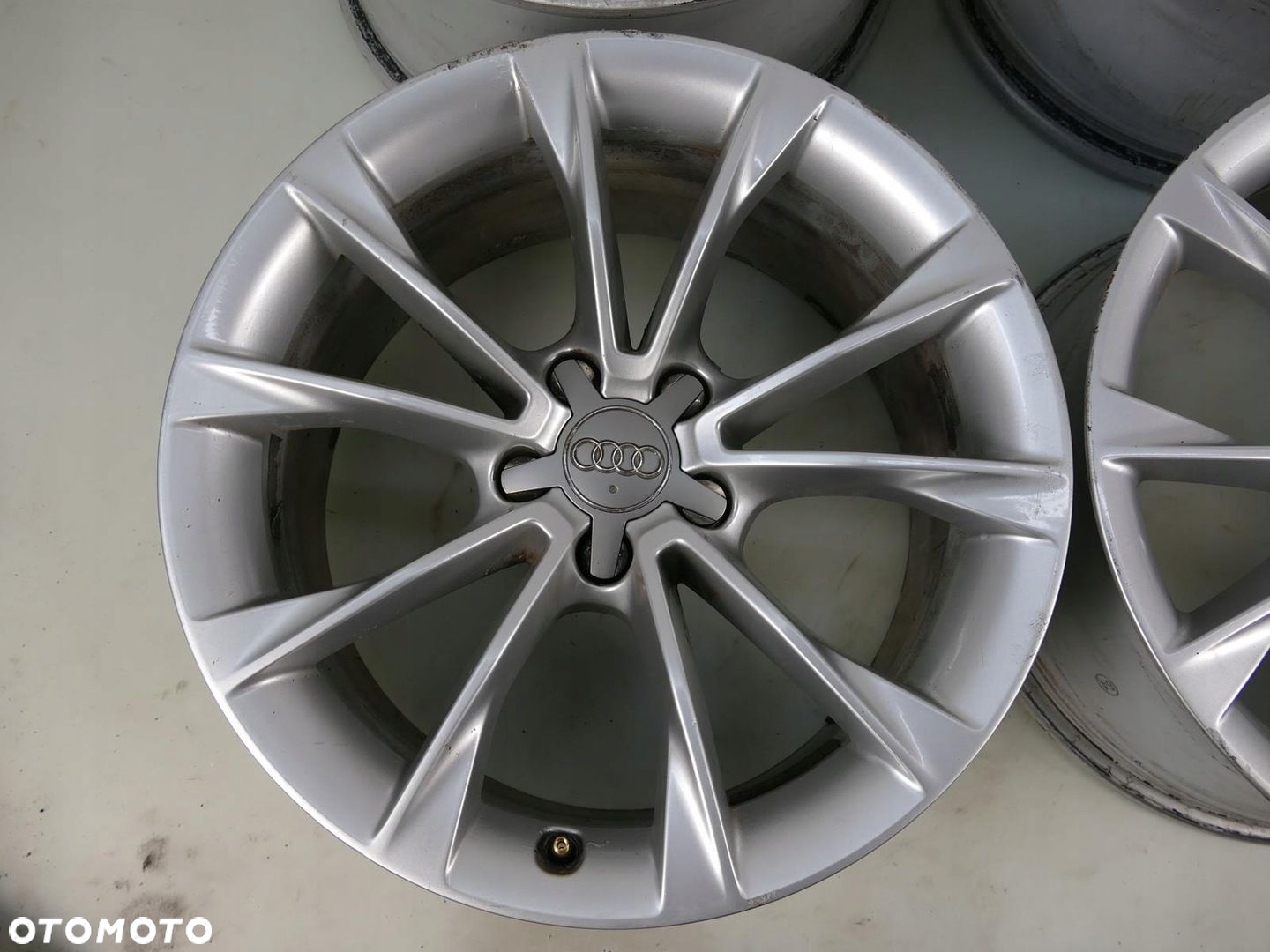 AUDI A5 8T S5 FELGI ALUMINIOWE 8.5x18 18" et29 A4 A6 - 2