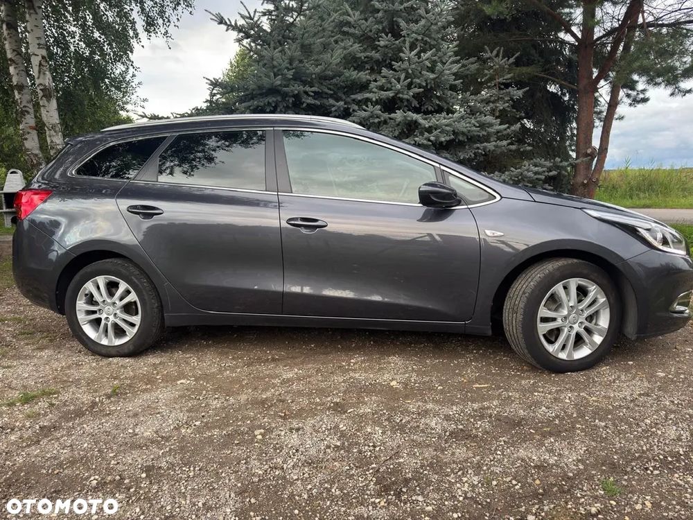 Kia Ceed - 24