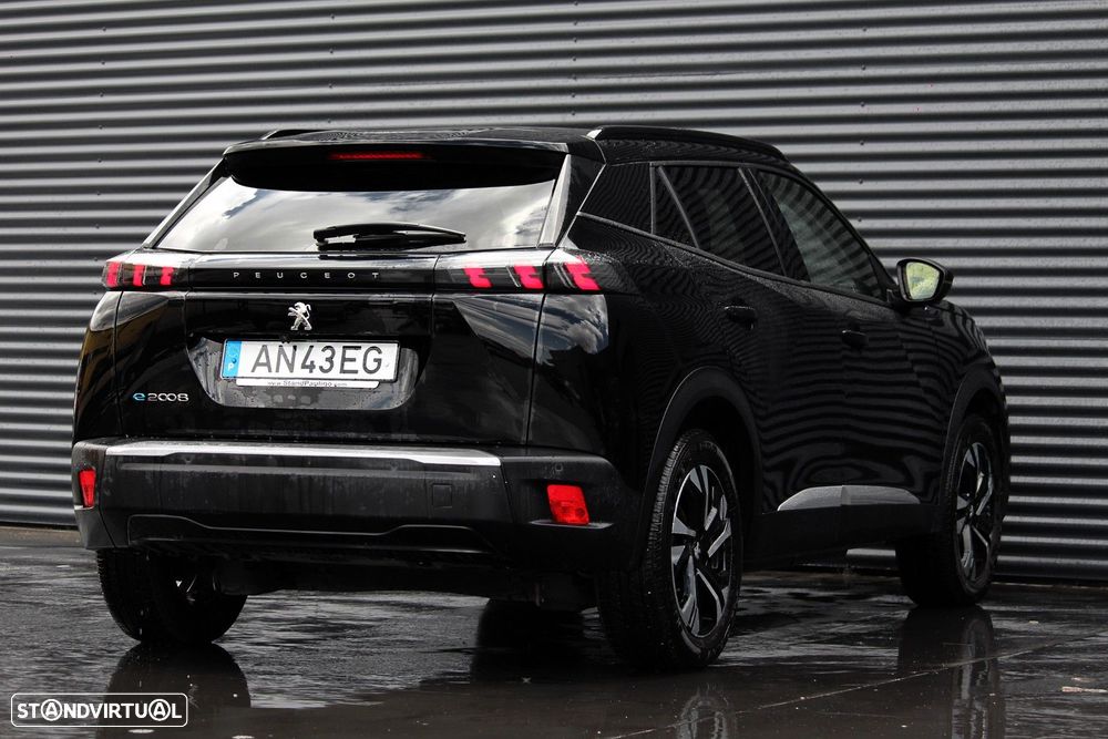 Peugeot e-2008 50 kWh Allure - 5