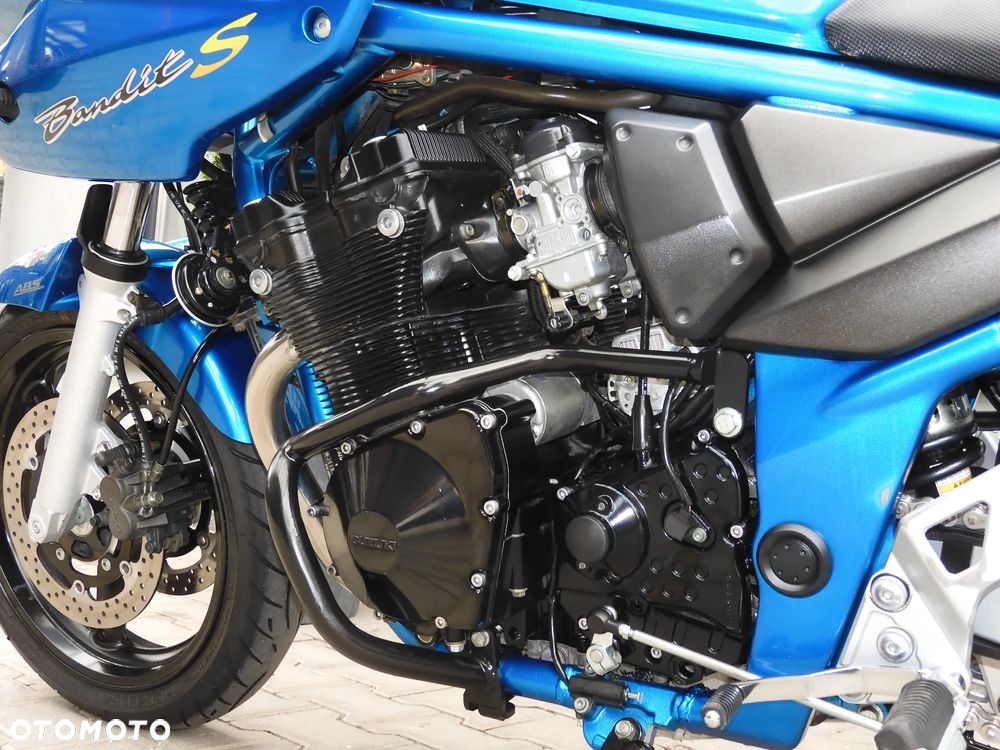 Suzuki Bandit - 32