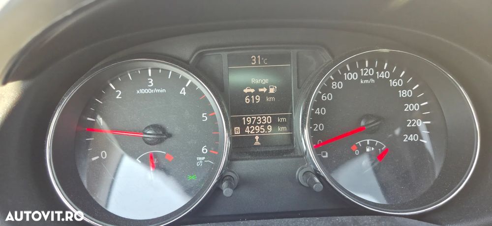 Nissan Qashqai - 13