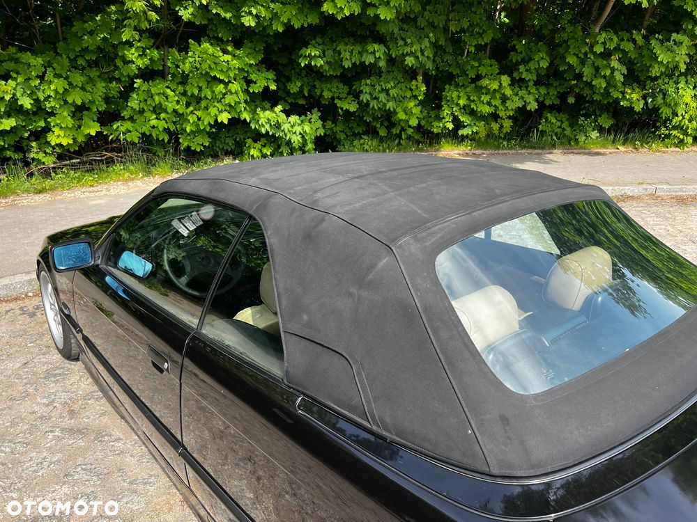 BMW Seria 3 325i - 5