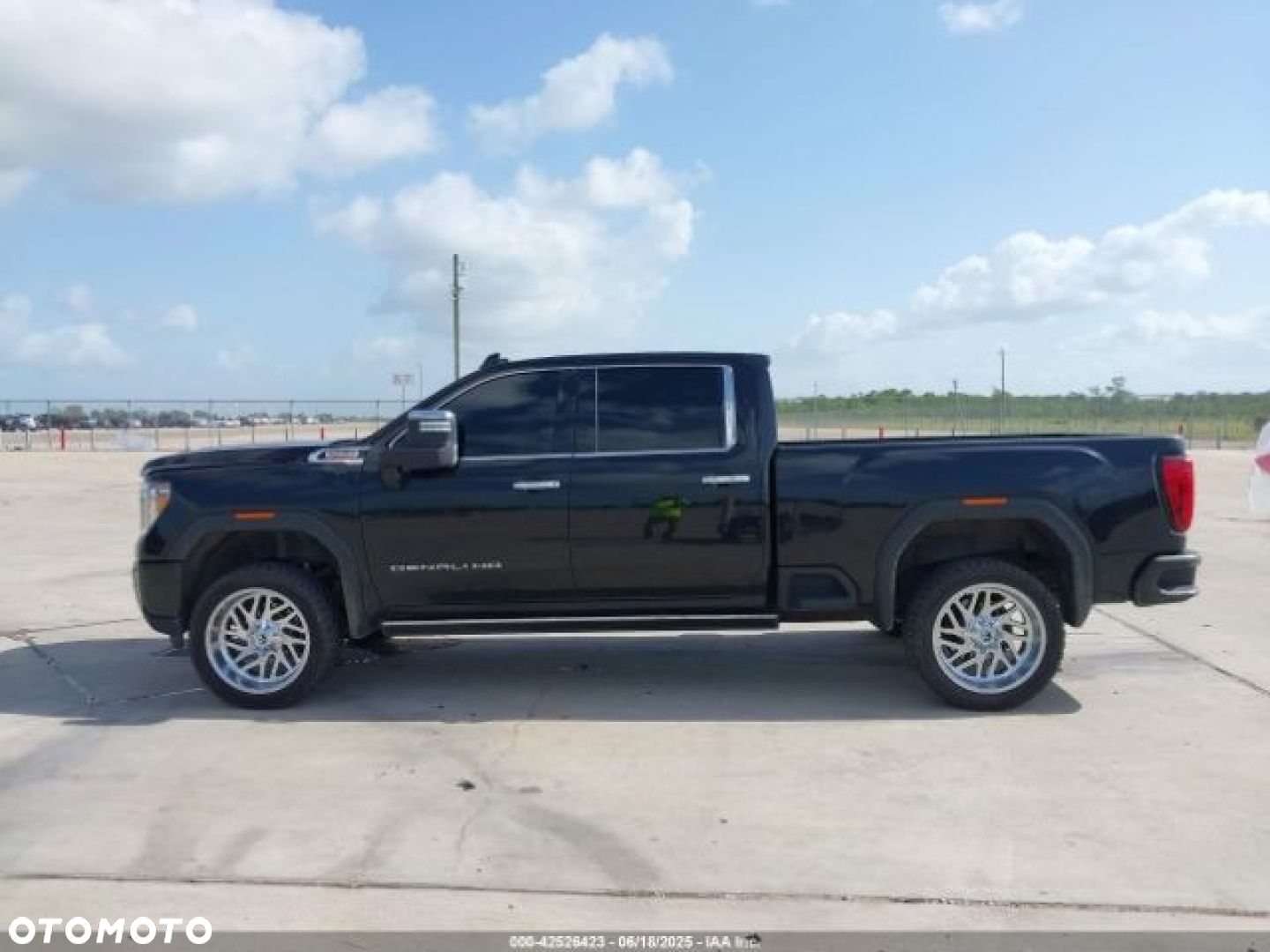 GMC Sierra - 6
