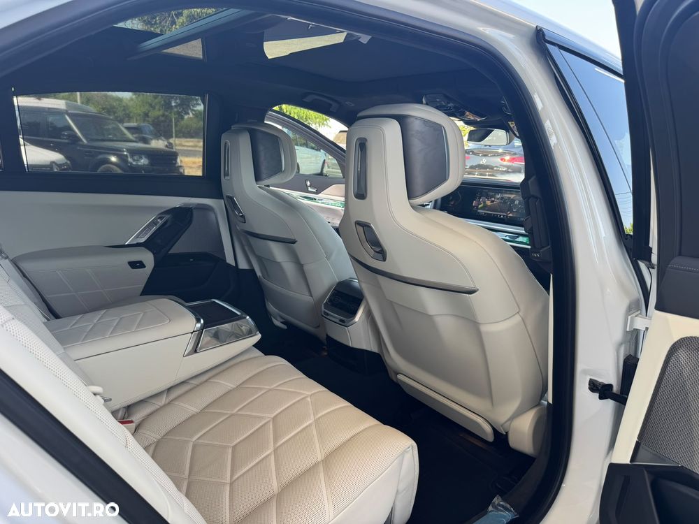 BMW Seria 7 - 19