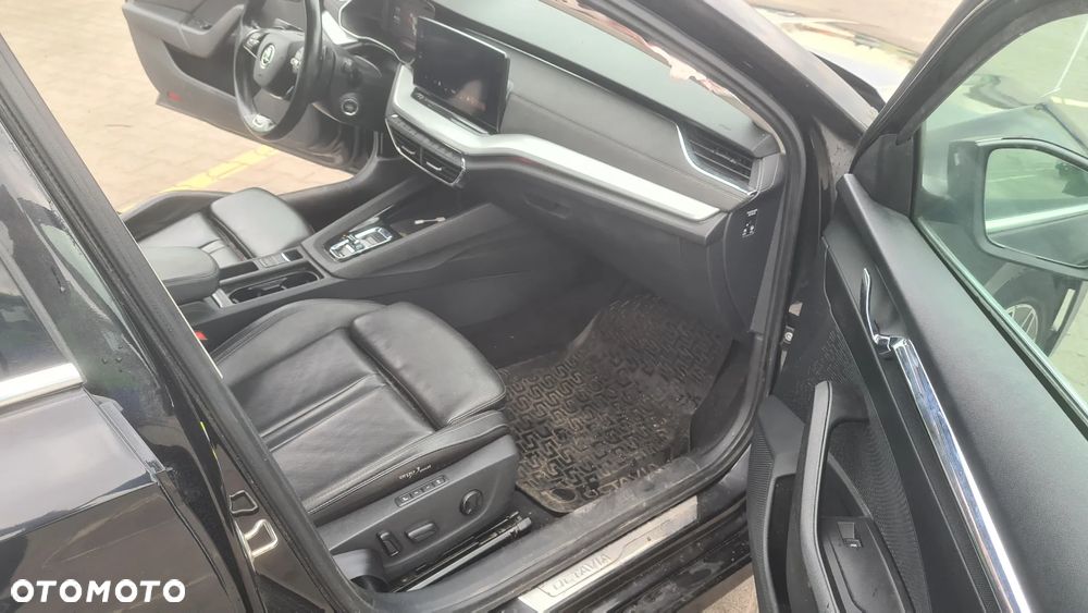 Skoda Octavia 2.0 TDI Ambition DSG - 10