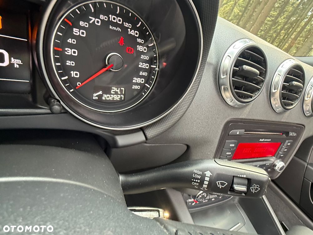 Audi TT Roadster - 10