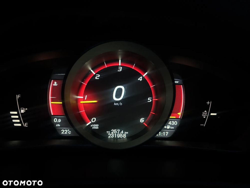 Volvo V40 D2 RDesign - 17