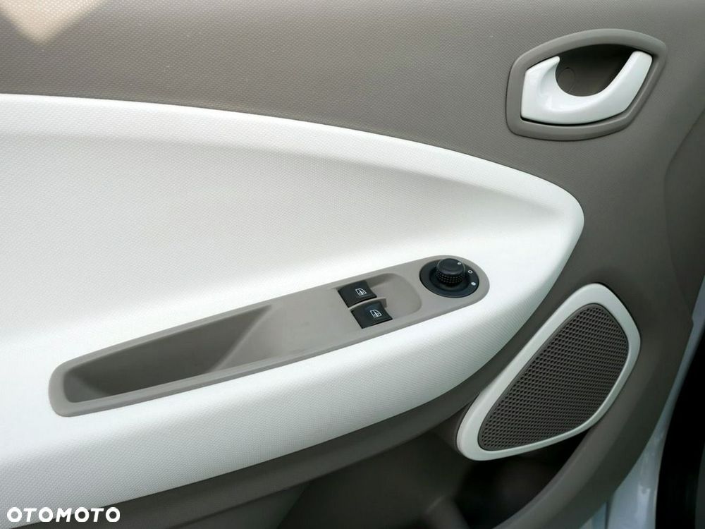 Renault Zoe - 21