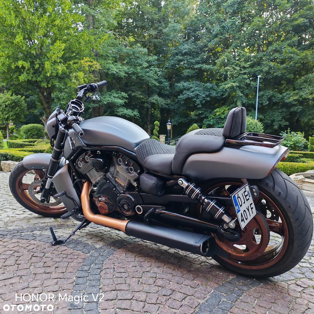 Harley-Davidson V-Rod Muscle - 5