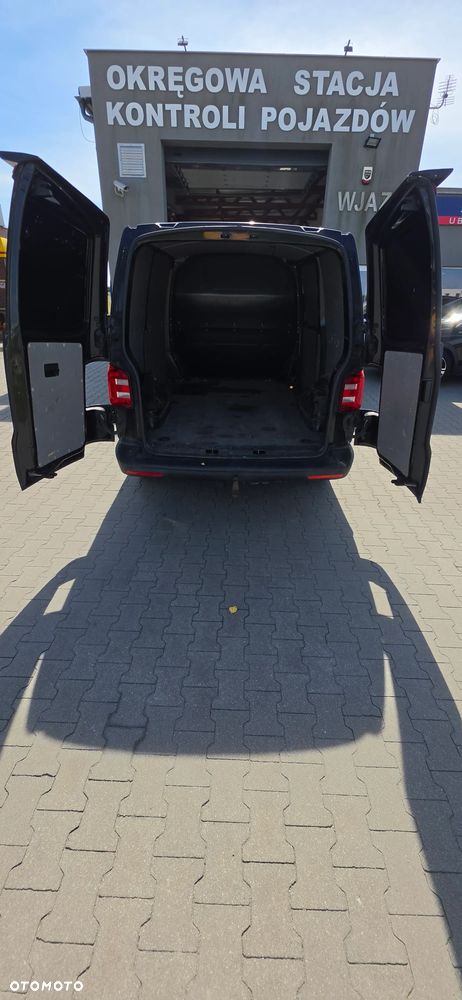 Volkswagen Transporter - 24
