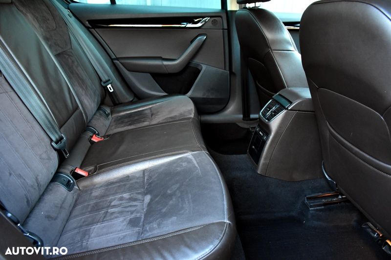 Skoda Octavia 2.0 TDI 4X4 DSG Laurin&Klement - 21