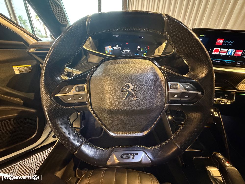 Peugeot e-2008 GT Pack - 38