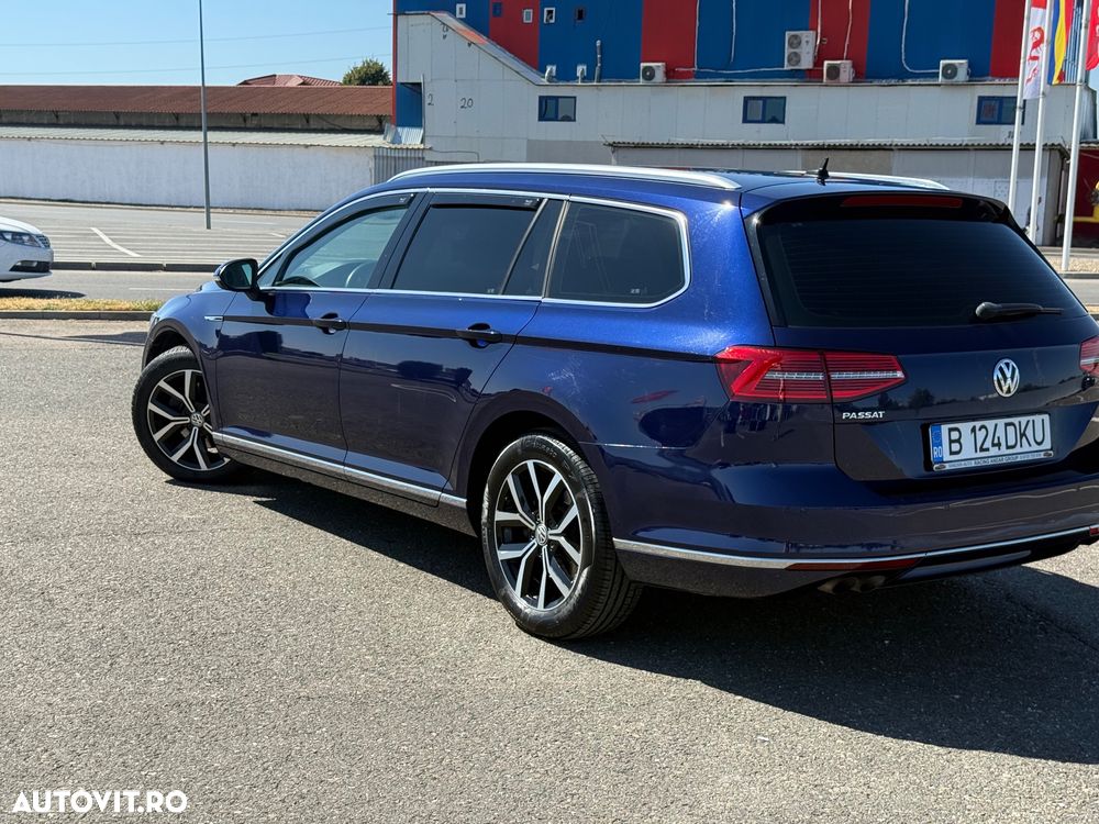 Volkswagen Passat Variant 2.0 TDI DSG 4Motion Highline - 8