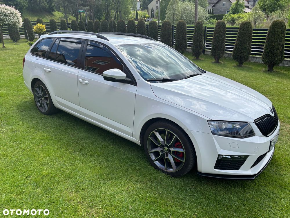 Skoda Octavia 2.0 TDI RS DSG - 2