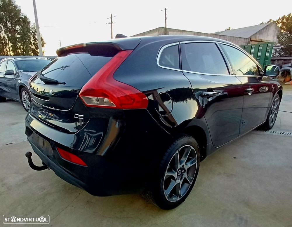 Volvo V40 D2 Ocean Race - 6