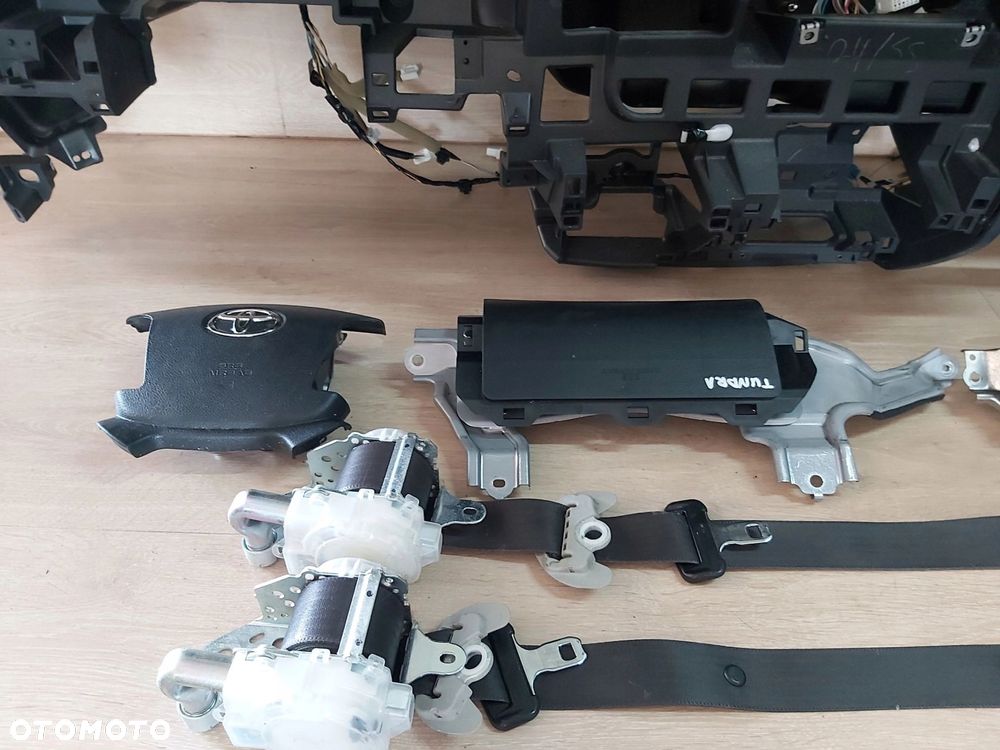 Toyota Tundra II 07 - 14 DESKA Air Bag pasy Poduszka kierowcy Kolanowa - 2