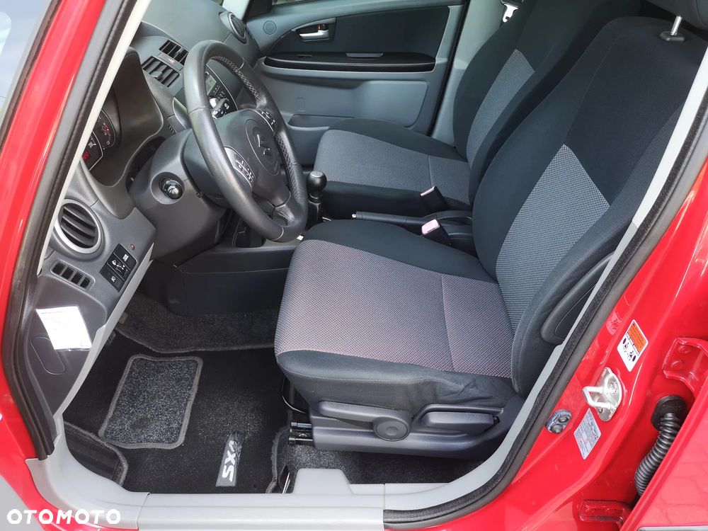 Suzuki SX4 1.6 VVT 4x4 Comfort - 22