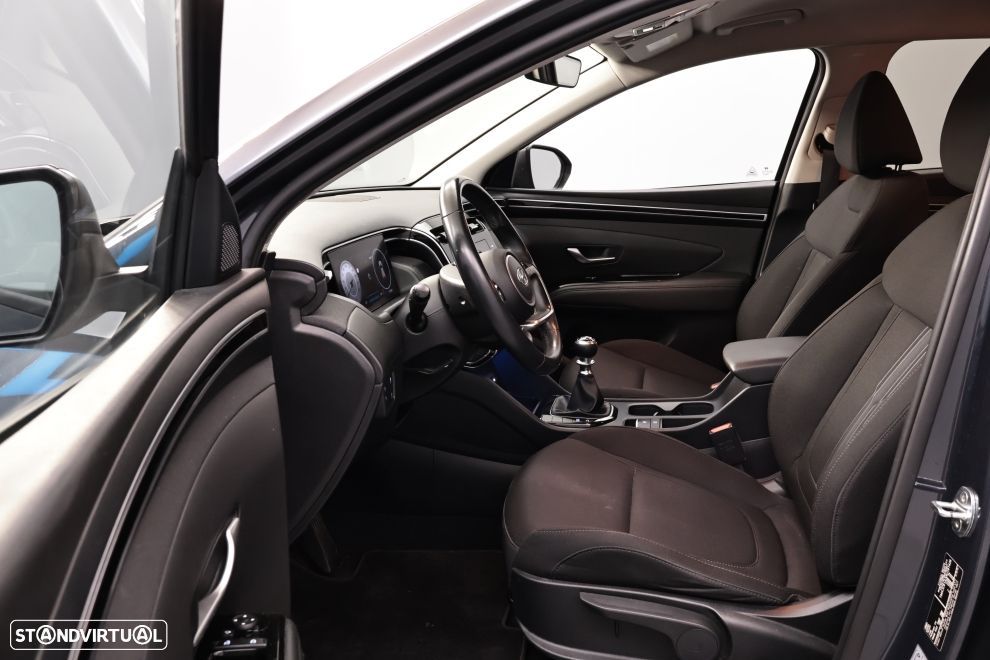 Hyundai Tucson 1.6 CRDi Premium - 27