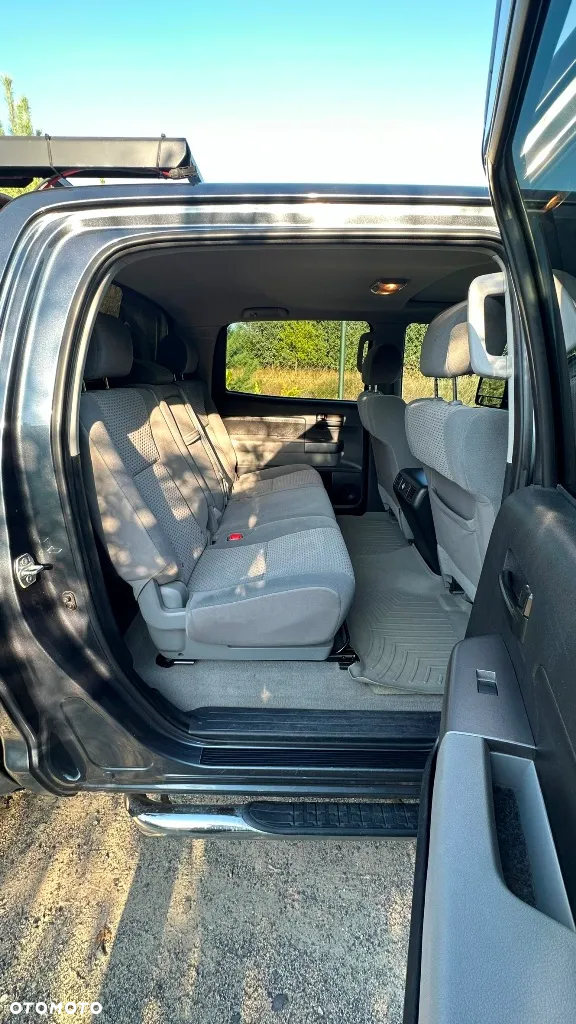 Toyota Tundra - 16