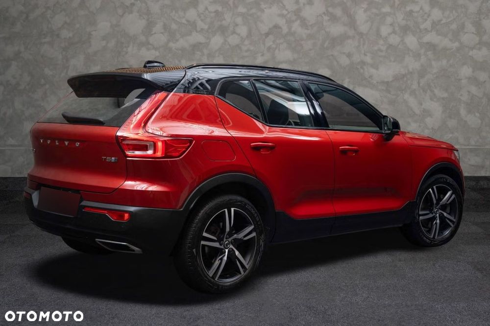 Volvo XC 40 T5 Twin Engine DKG R-Design - 8