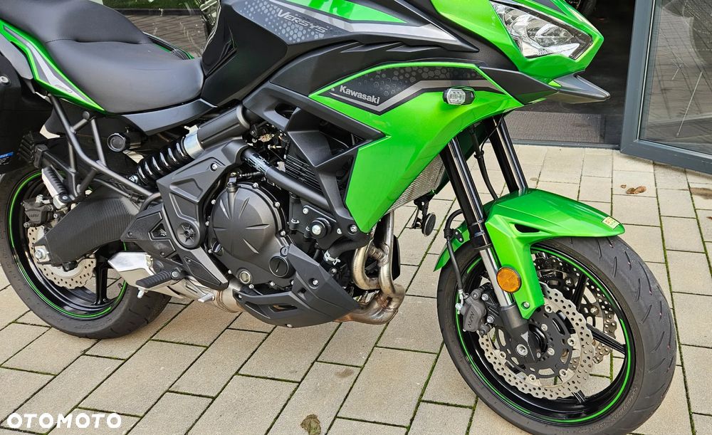 Kawasaki Versys 650 - 17