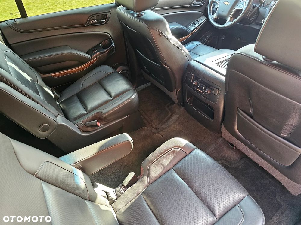 Chevrolet Suburban 5.3 LS 1500 4WD - 17