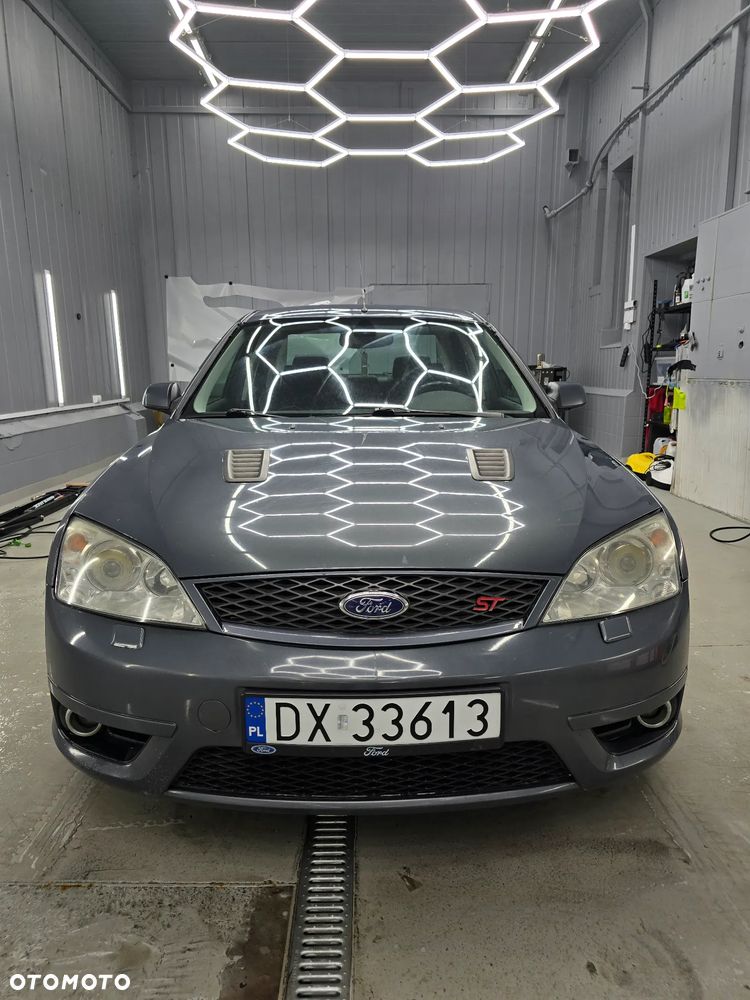 Ford Mondeo - 1