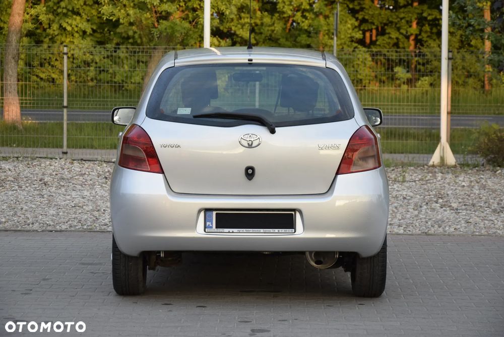 Toyota Yaris - 3