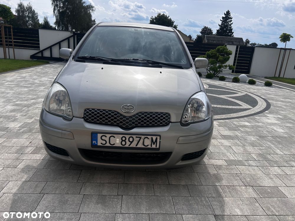 Toyota Yaris - 5