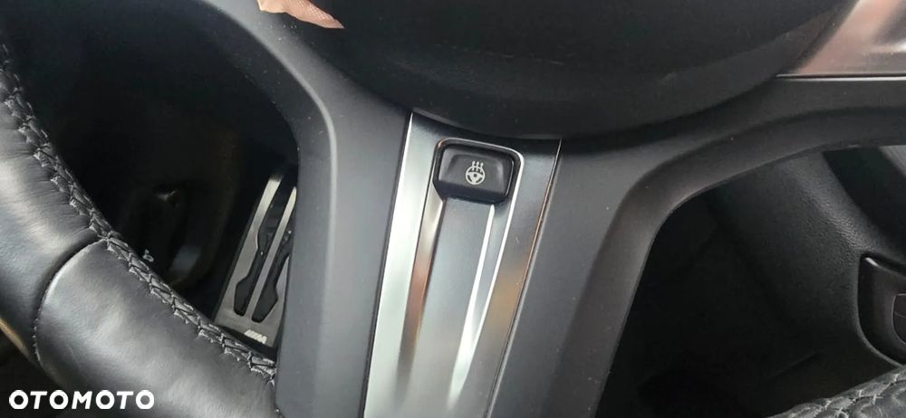 BMW Seria 1 120i Edition Colorvision - 29