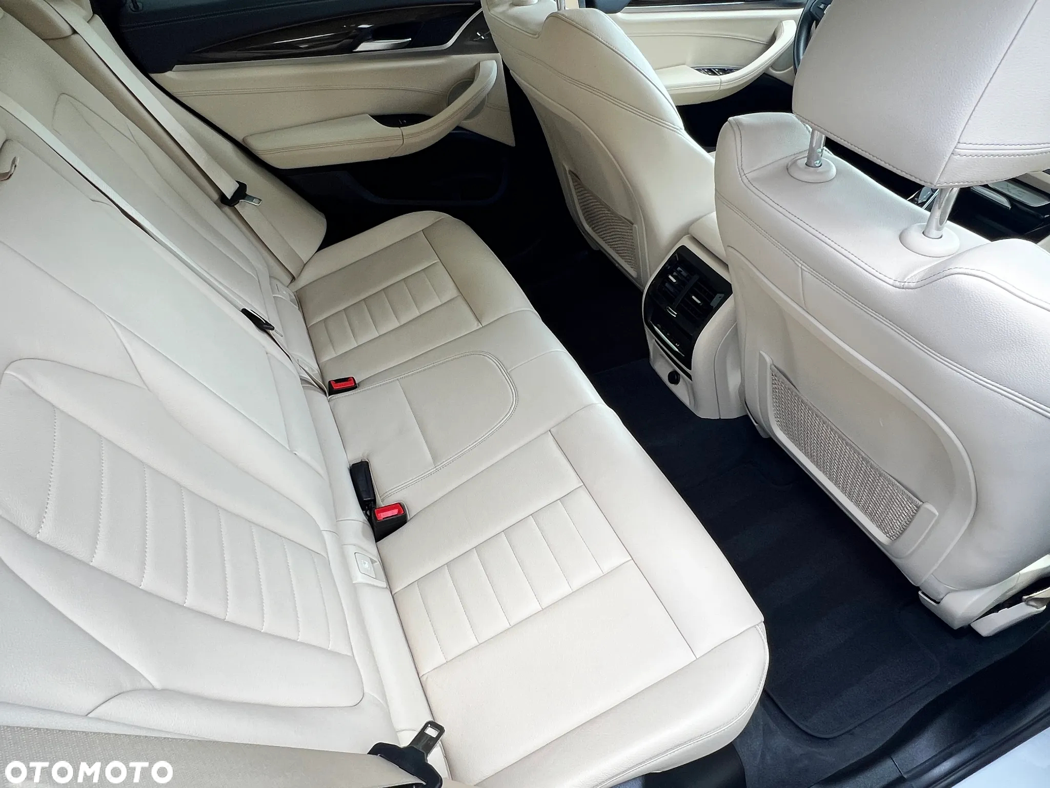 BMW X3 xDrive20d Luxury Line - 6