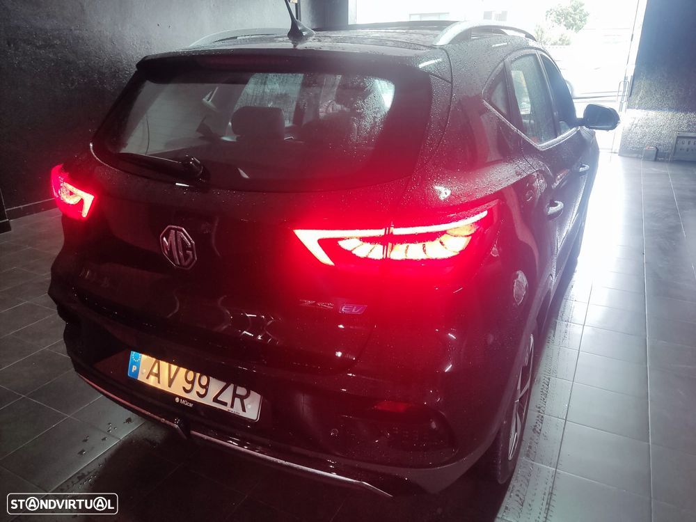 MG ZS Maximal Luxury - 16