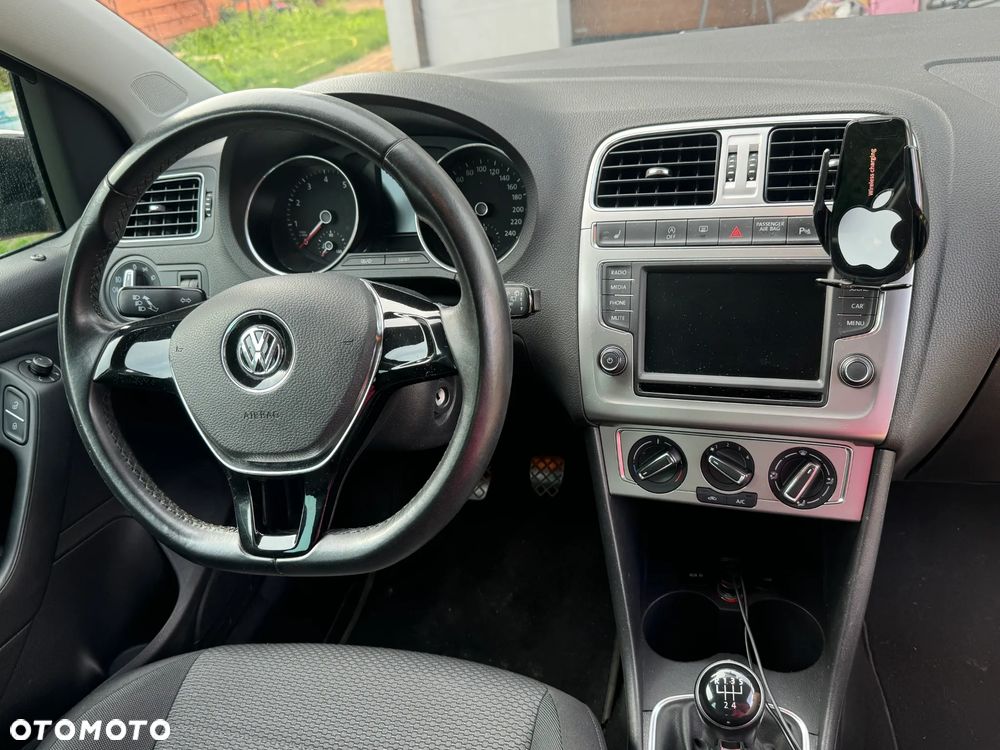 Volkswagen Polo 1.2 TSI BMT Comfortline - 12