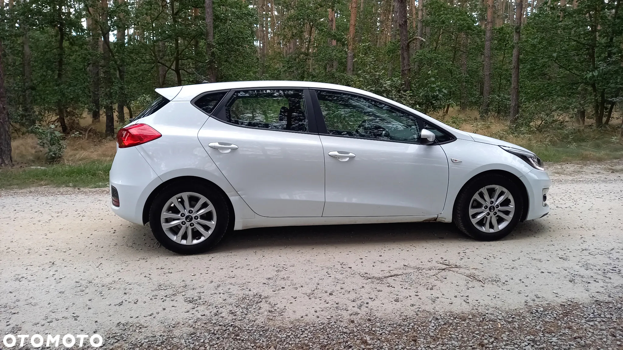 Kia Ceed 1.4 L - 8
