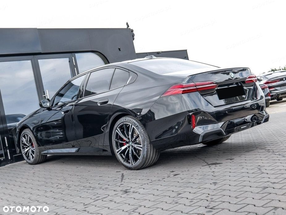 BMW Seria 5 520d xDrive mHEV M Sport - 7
