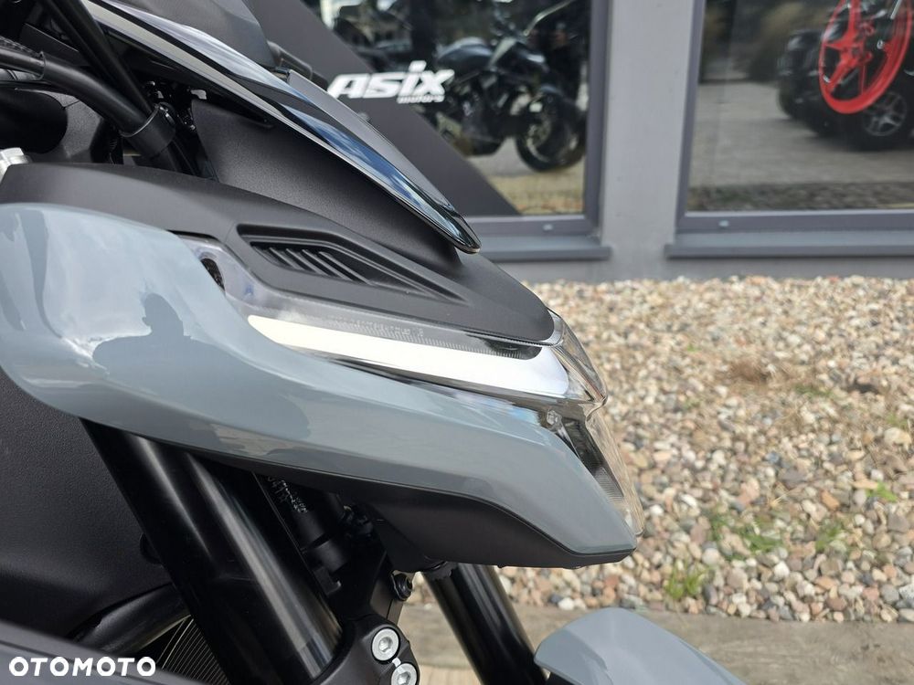 CFMoto NK - 7