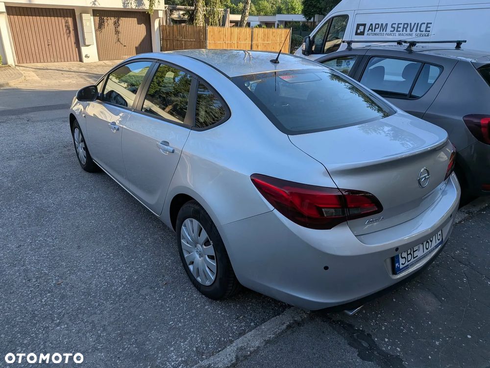 Opel Astra 1.4 T Active EU6 - 5