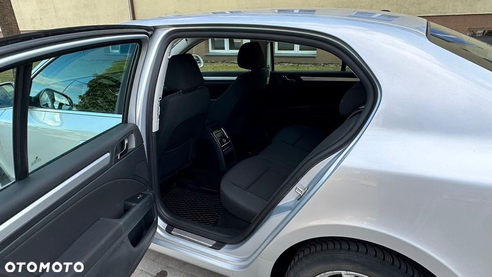 Skoda Superb 2.0 TDI Ambition - 13