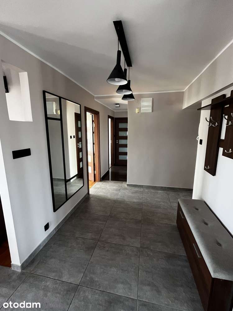 3 pokoje 77 m² | garaż + komórka | AC | balkon | Grochów
