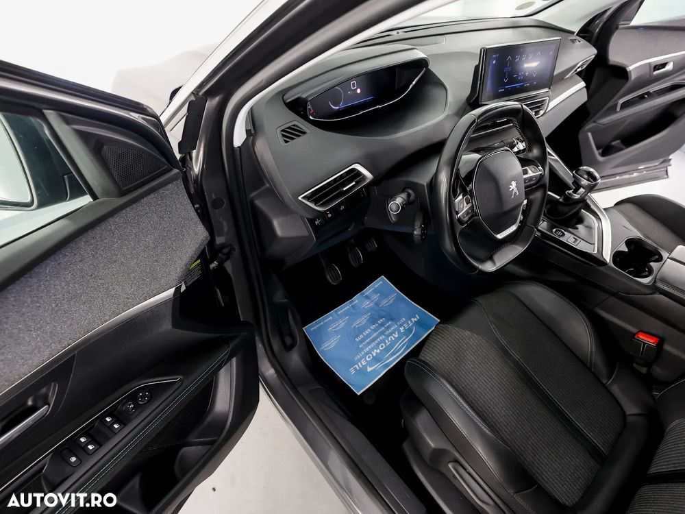 Peugeot 5008 BlueHDI 130 Allure Pack - 14