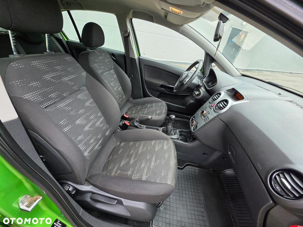 Opel Corsa - 15