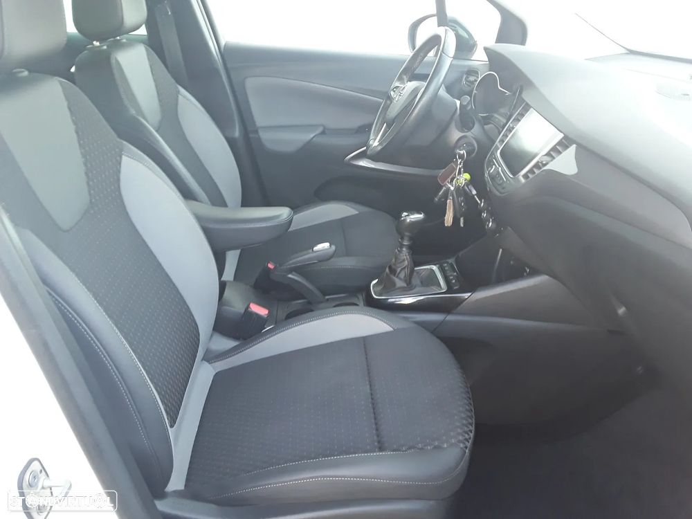 Opel Crossland X - 8