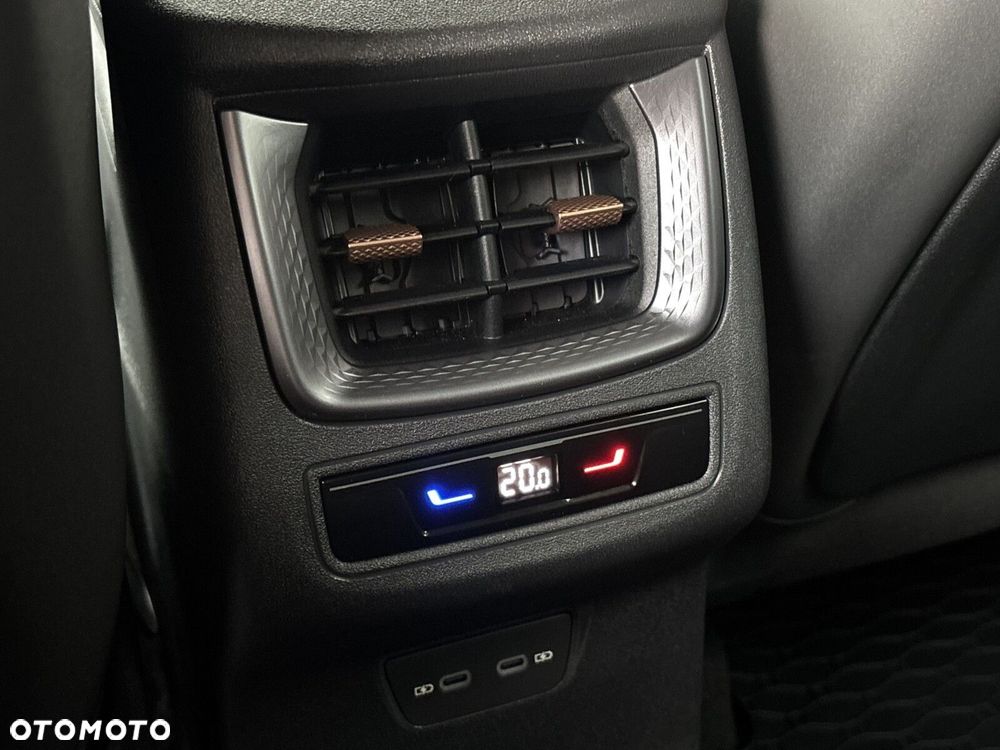 Cupra Terramar 2.0 TSI 4Drive VZ DSG - 33