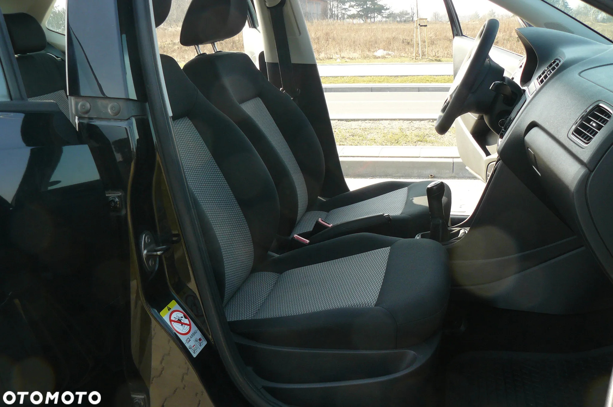Volkswagen Polo - 13