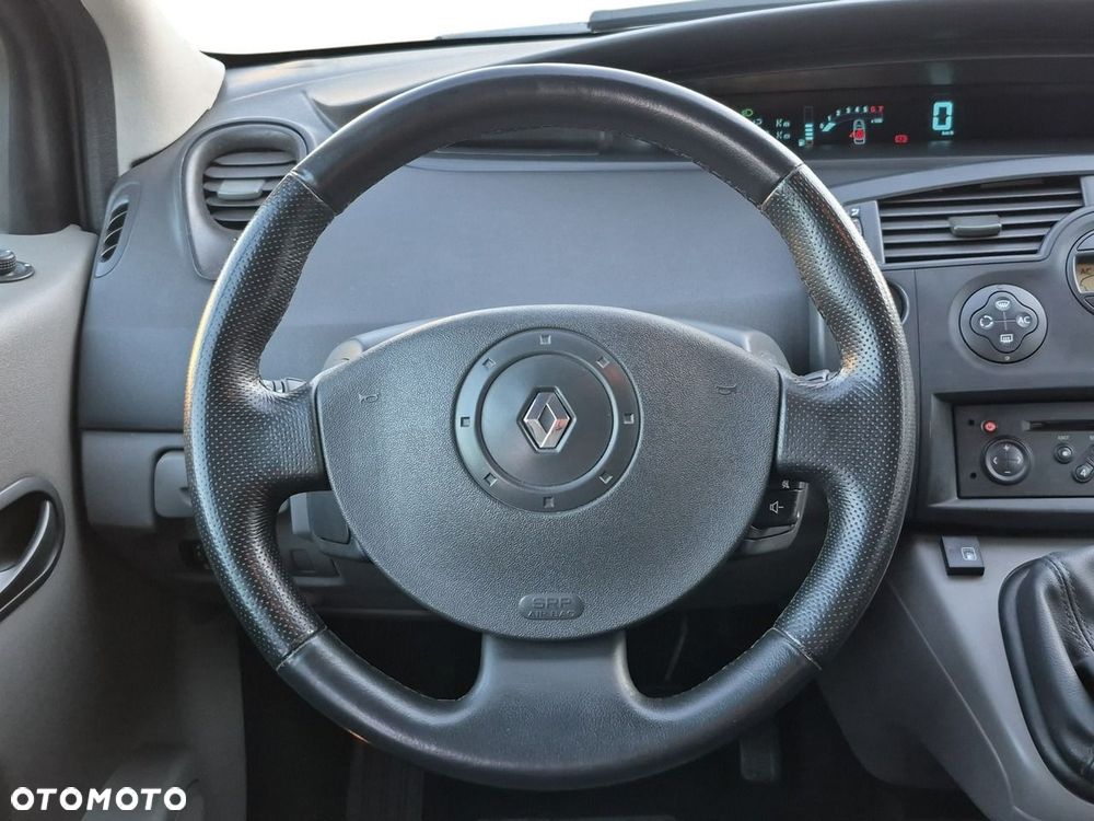 Renault Scenic 1.6 16V Dynamique - 21