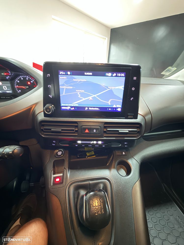 Peugeot Rifter 1.2 PureTech GT Line - 18