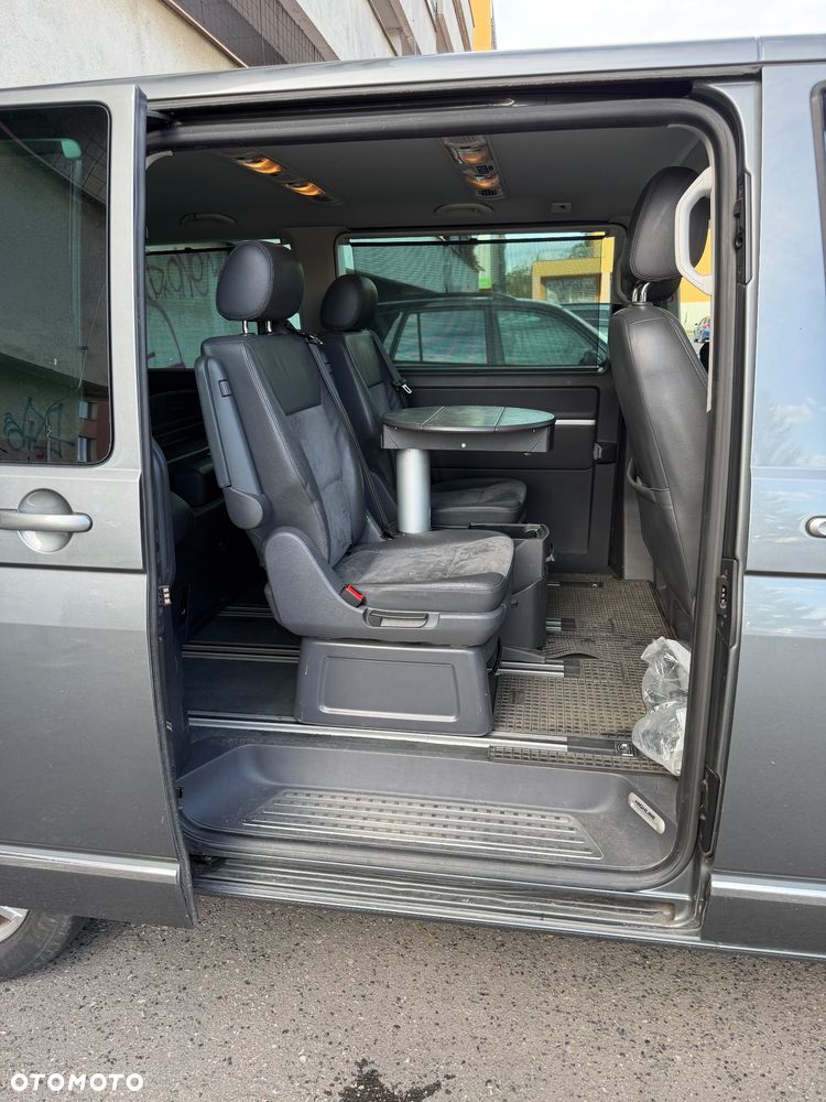 Volkswagen Multivan - 6