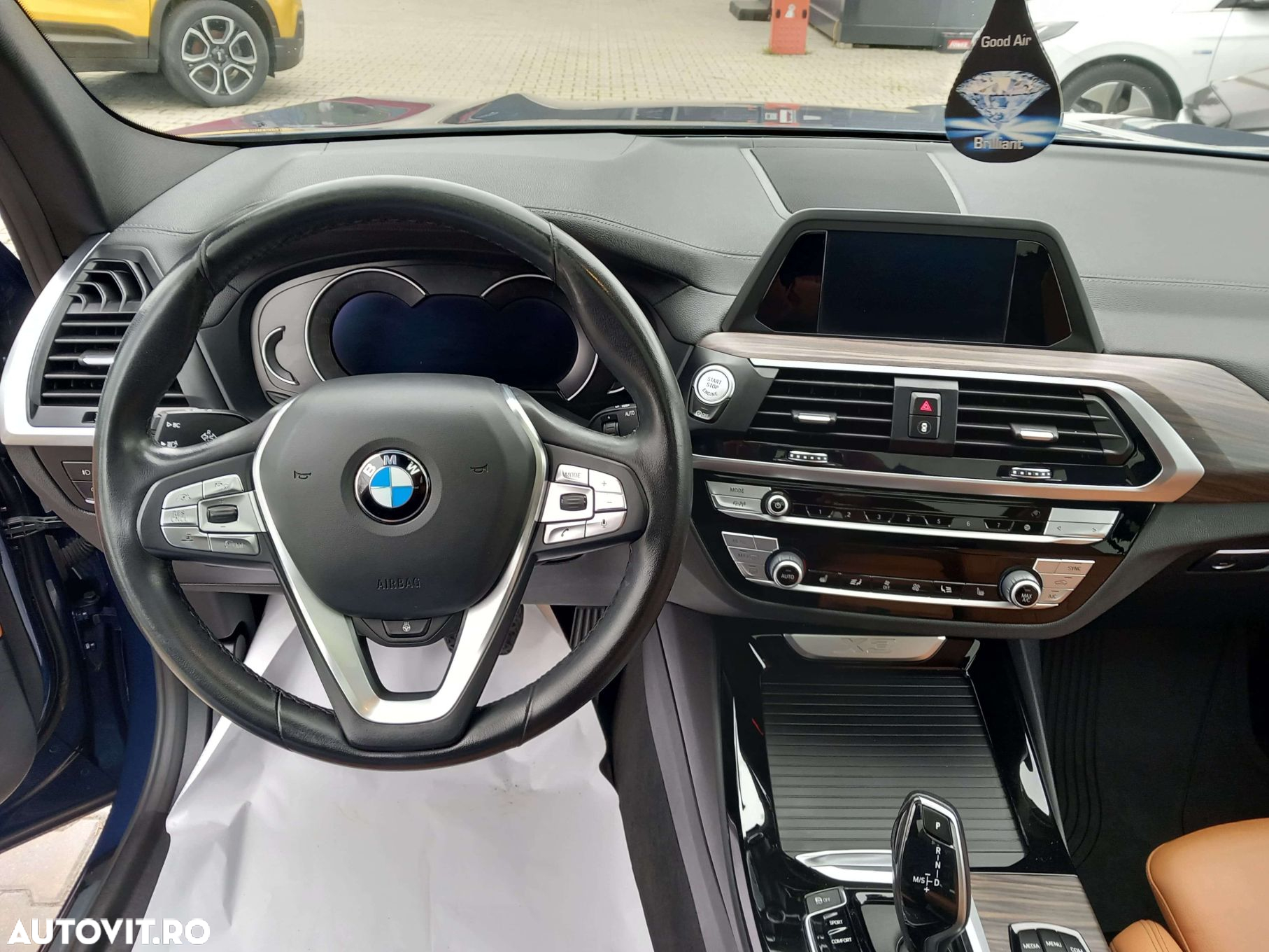 BMW X3 xDrive20d AT Luxury Line - 8